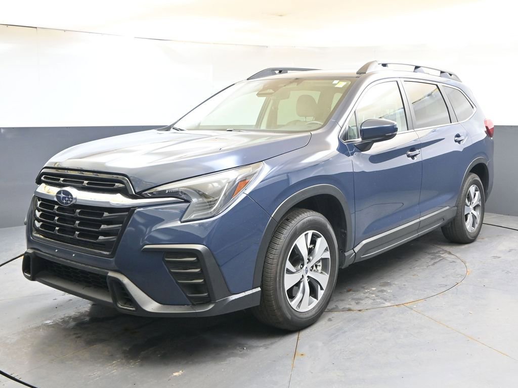 Certified 2025 Subaru Ascent Premium AWD/4WD image 1