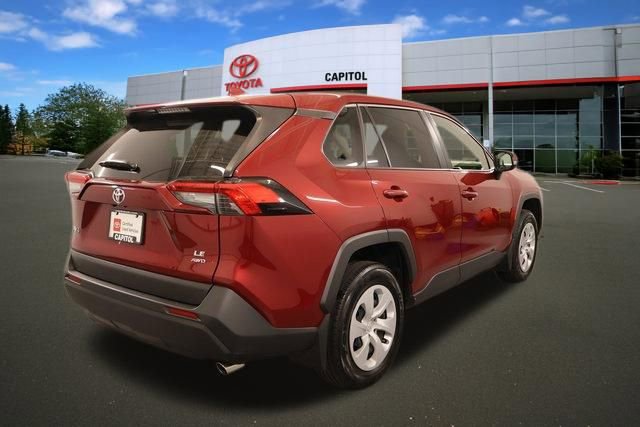 Certified 2024 Toyota RAV4 LE AWD/4WD image 3