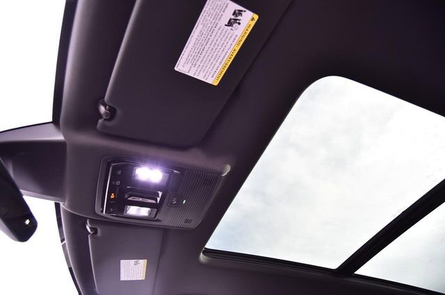 New 2026 Volkswagen Atlas Cross Sport SE image 21