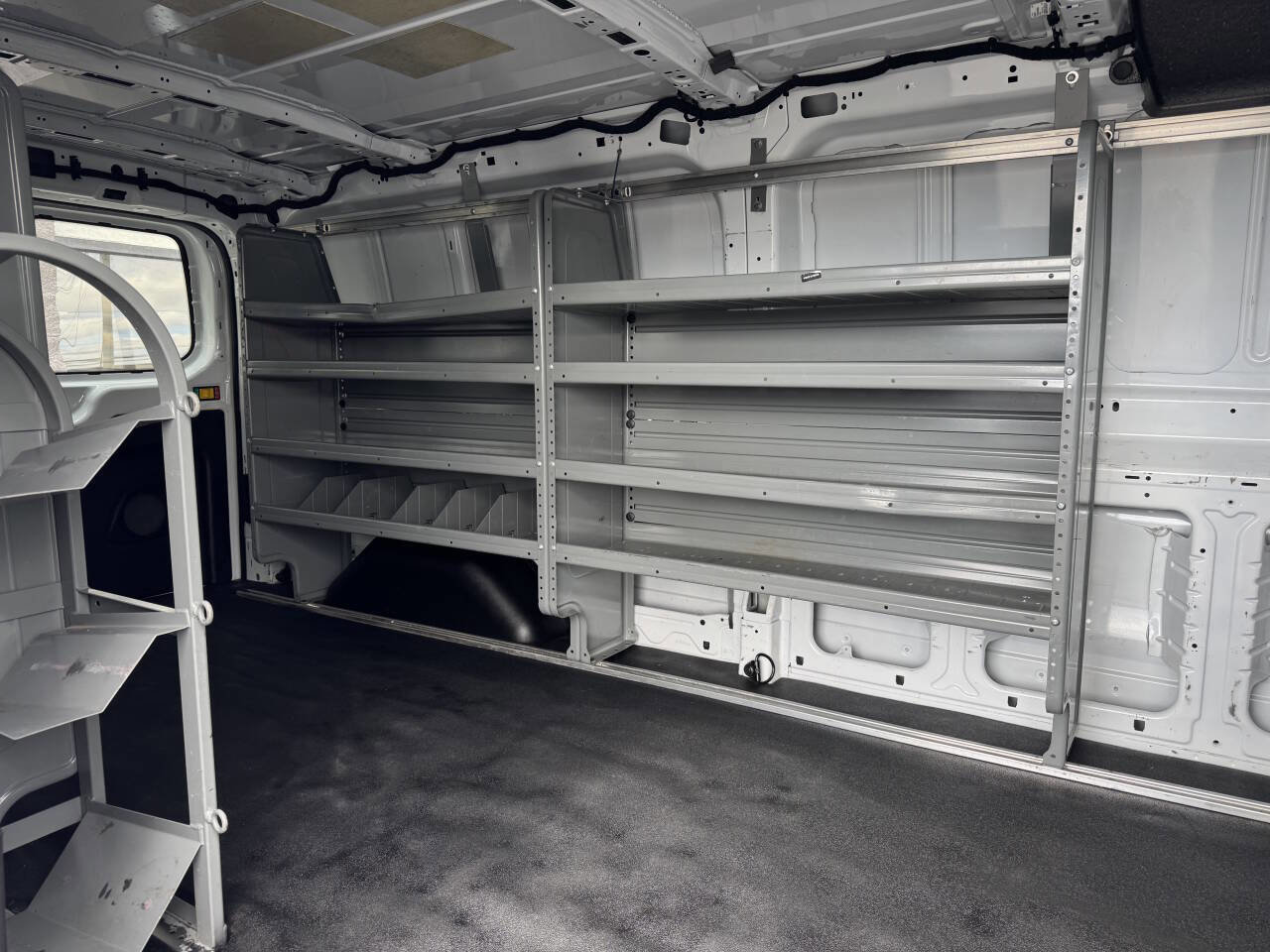 Used 2018 Ford Transit 250 148 Low Roof image 12