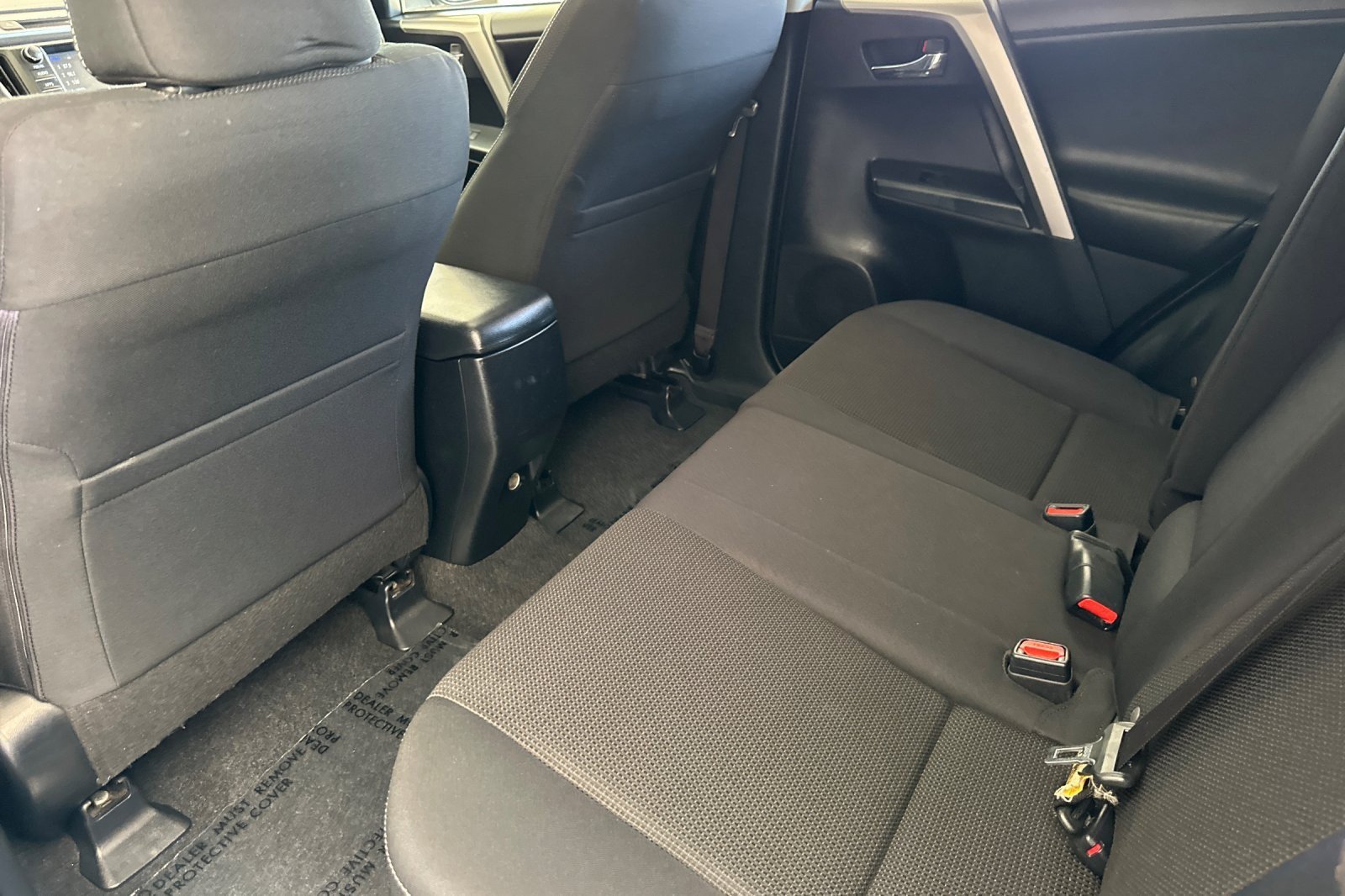 Certified 2017 Toyota RAV4 XLE w/ Carpet Mat Package FWD image 11