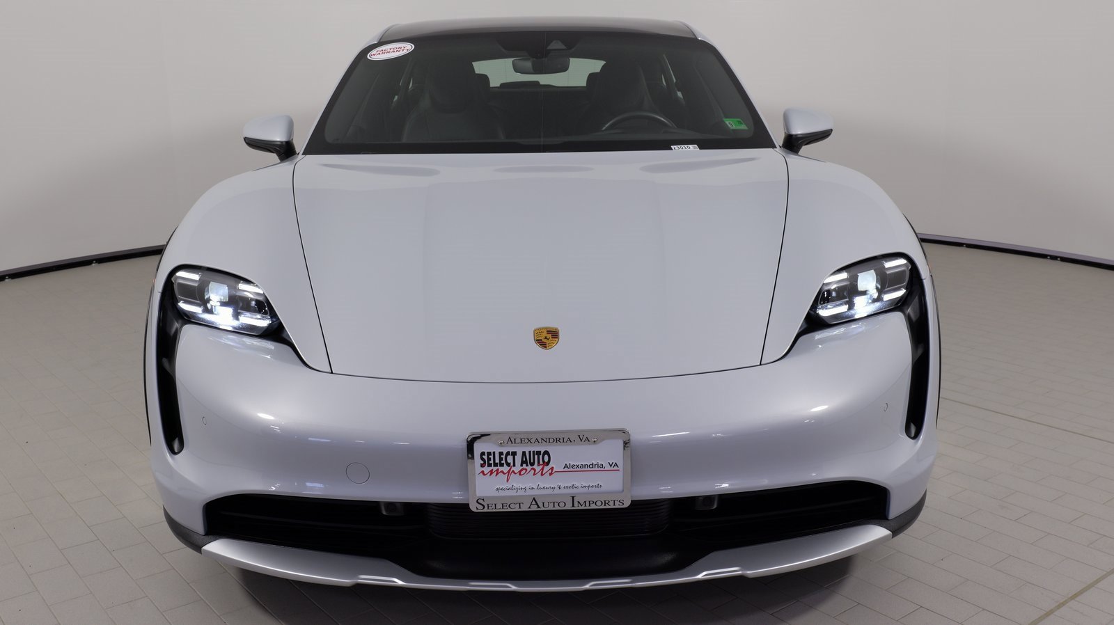 Used 2023 Porsche Taycan 4 Cross Turismo image 5