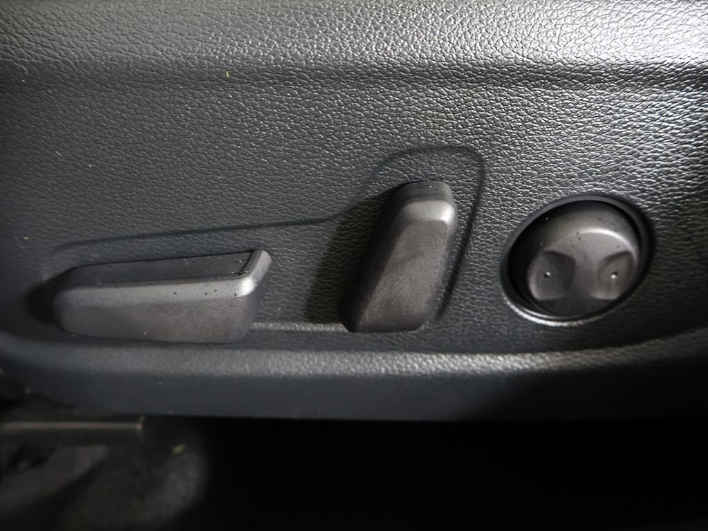 Certified 2024 Kia Seltos EX AWD/4WD image 35