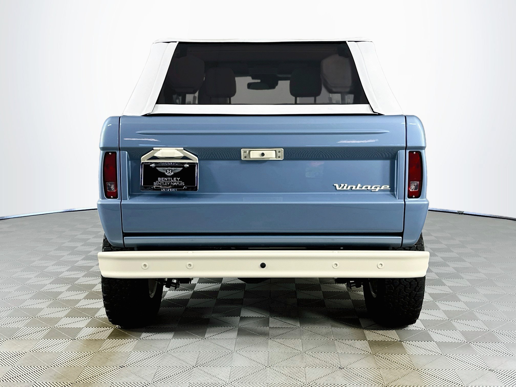 Used 2025 Ford Bronco Badlands AWD/4WD image 6
