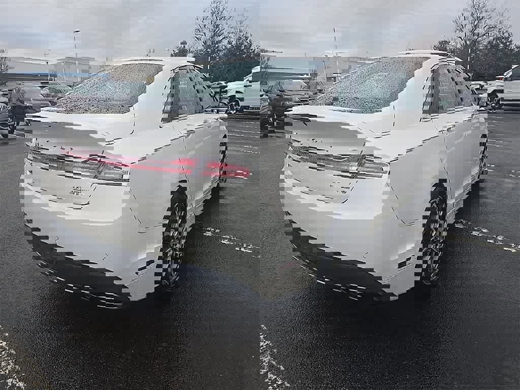 Used 2019 Lincoln MKZ Reserve w/ Reserve Plus Package image 4