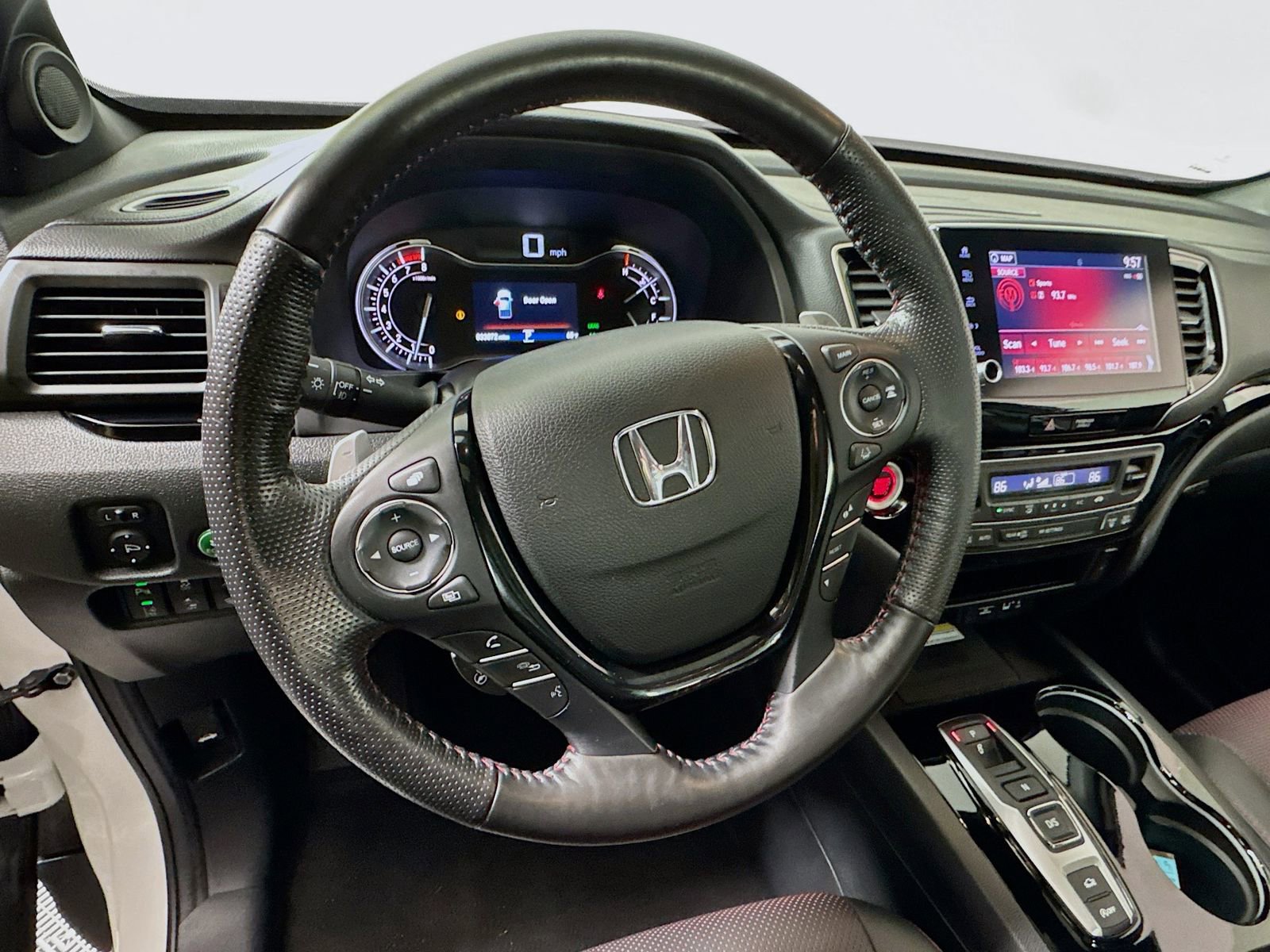 Used 2023 Honda Ridgeline Black Edition image 18