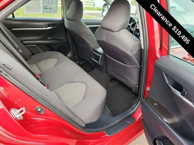 Used 2022 Toyota Camry LE image 24