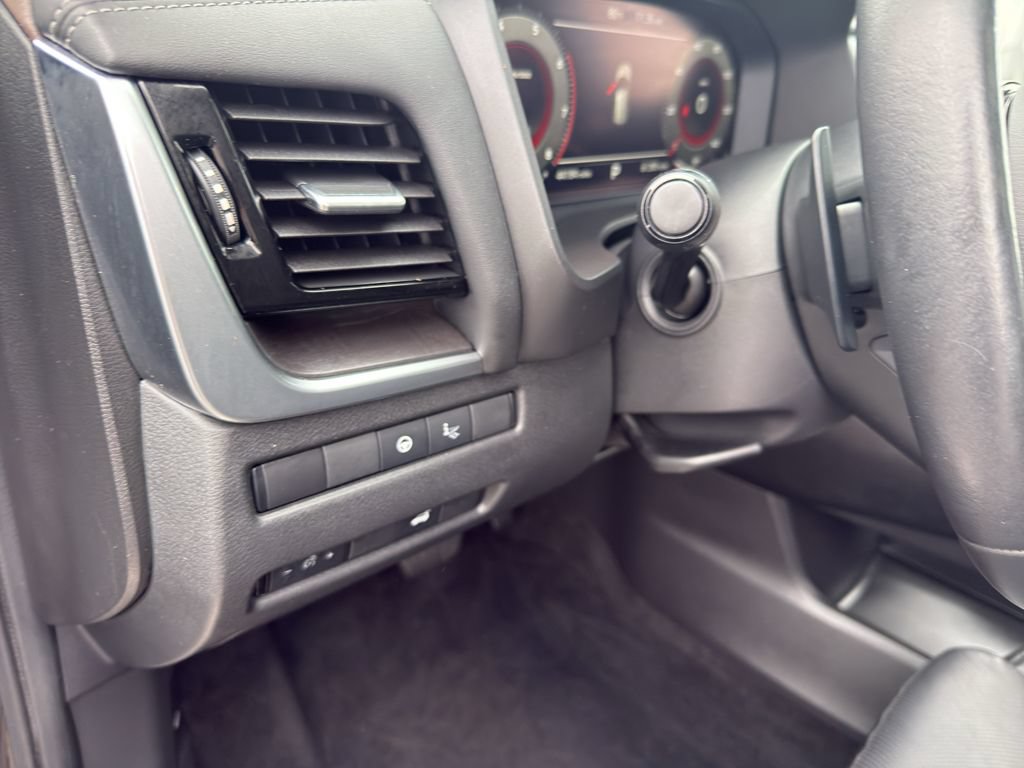 Certified 2023 Nissan Rogue Platinum w/ Platinum Premium Package AWD/4WD image 14