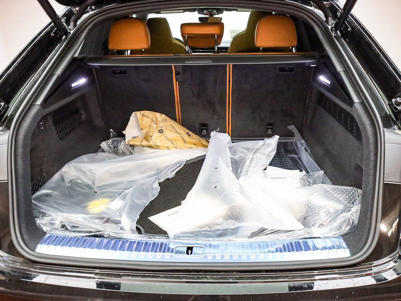 New 2025 Audi RS Q8 performance AWD/4WD image 39