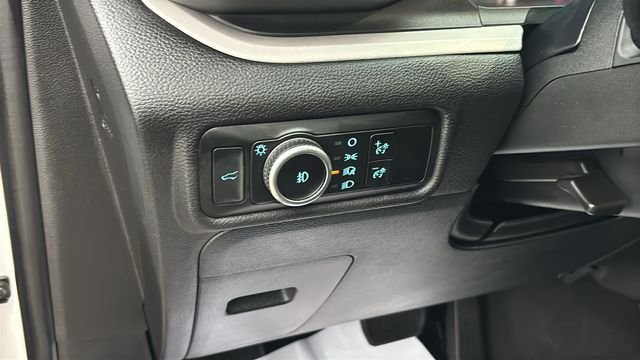 Used 2024 Ford Explorer XLT w/ Equipment Group 202A AWD/4WD image 12