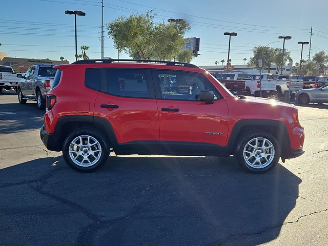 Used 2020 Jeep Renegade Sport w/ Sport Appearance Group FWD image 4