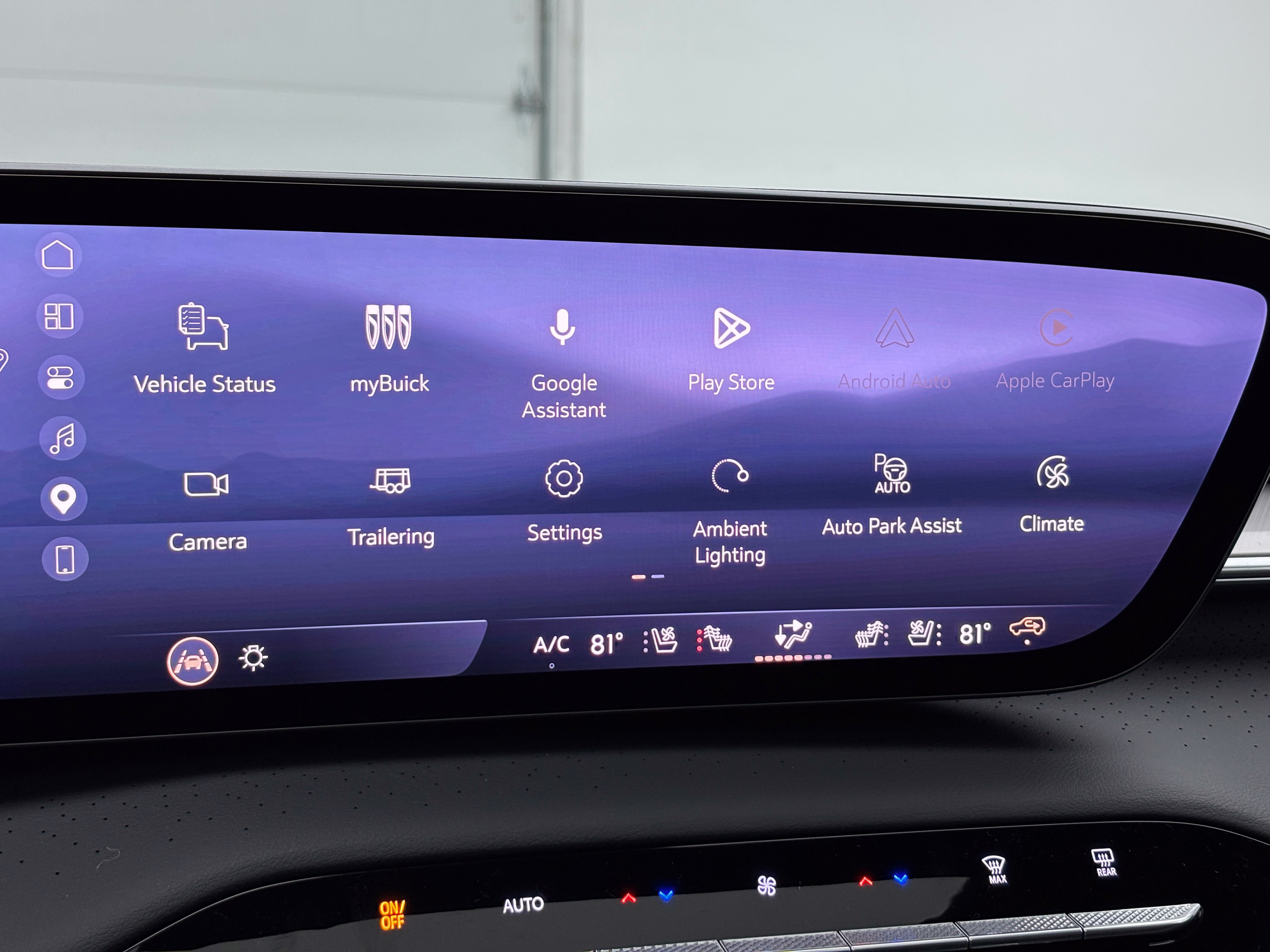 New 2027 Buick Enclave Avenir w/ LPO, Floor Liner Package AWD/4WD image 30