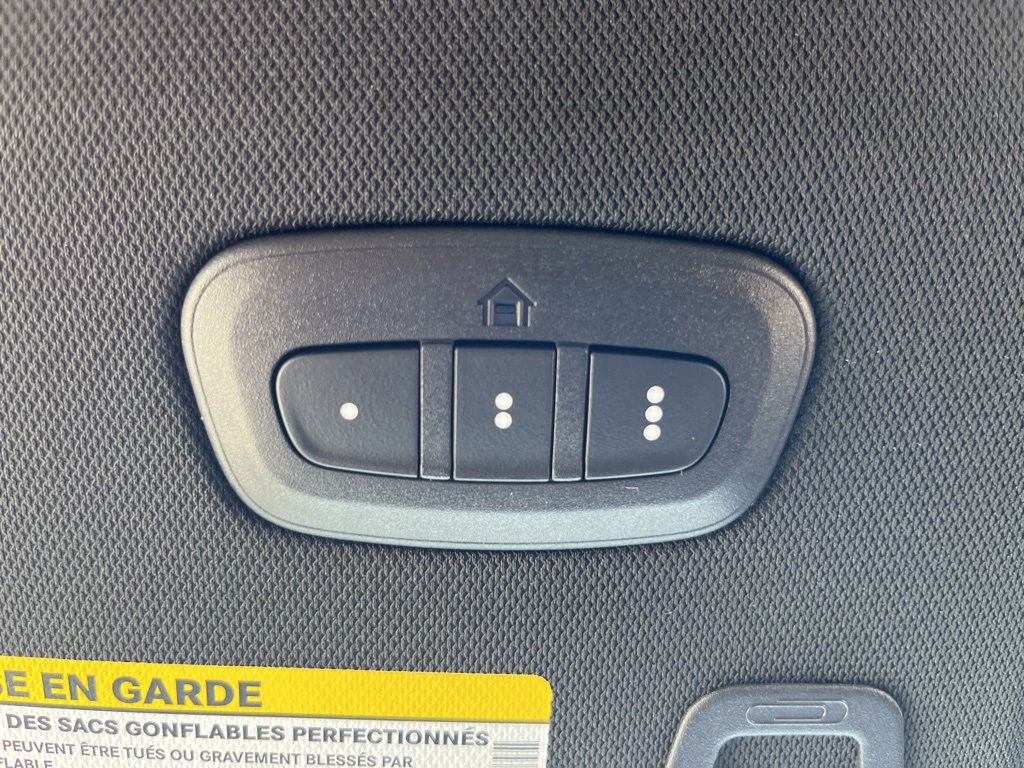 New 2025 Jeep Grand Cherokee L Limited w/ Black Appearance Package image 36