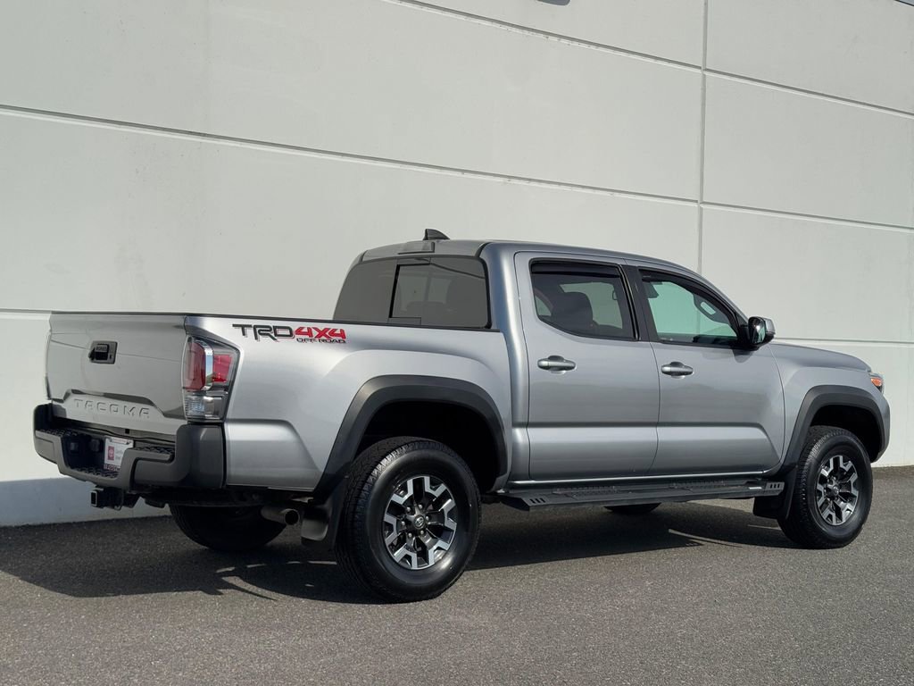 Certified 2020 Toyota Tacoma TRD Off-Road AWD/4WD image 7