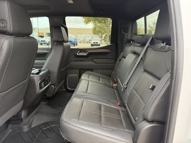 Used 2022 Chevrolet Silverado 1500 High Country w/ High Country Premium Package AWD/4WD image 28