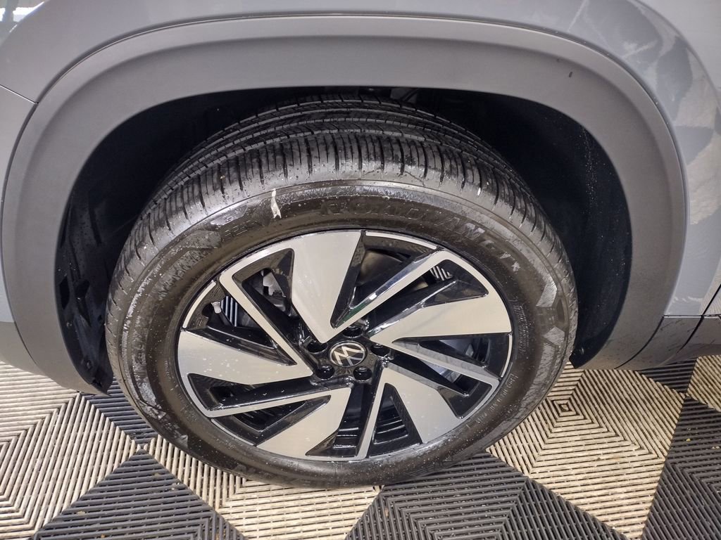 New 2026 Volkswagen Atlas SE image 7