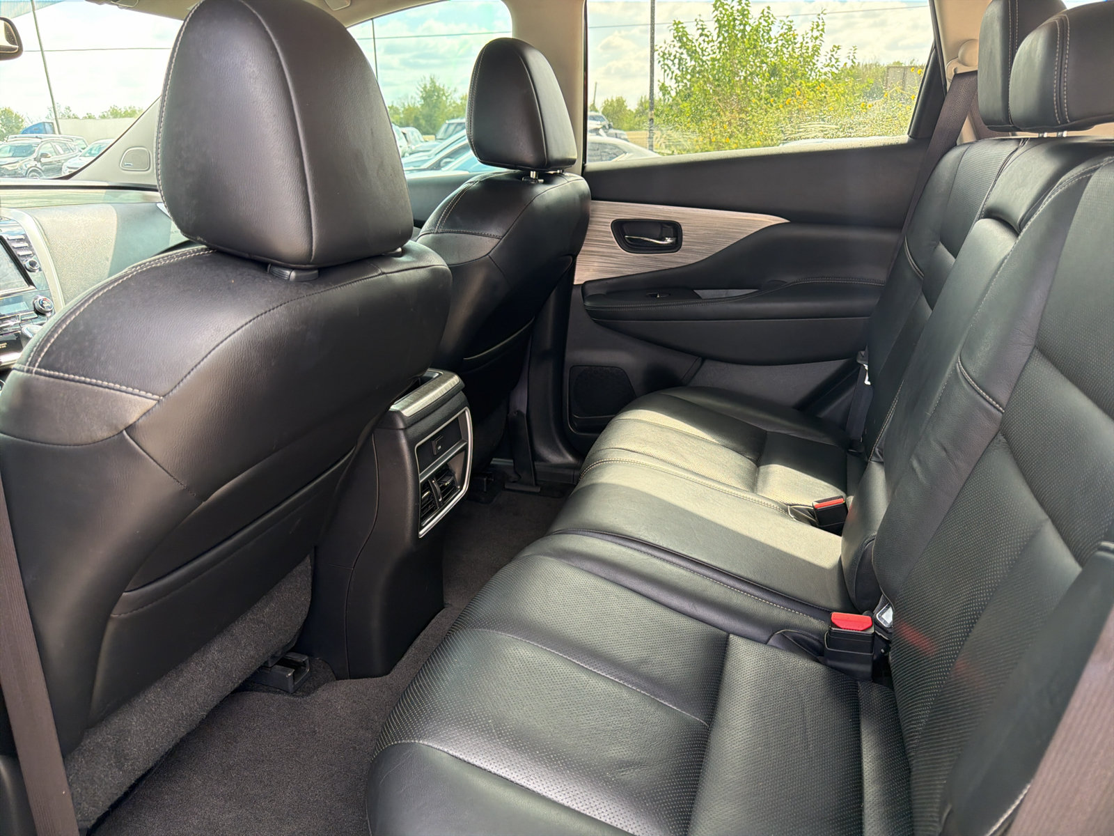 Used 2015 Nissan Murano SL FWD image 24