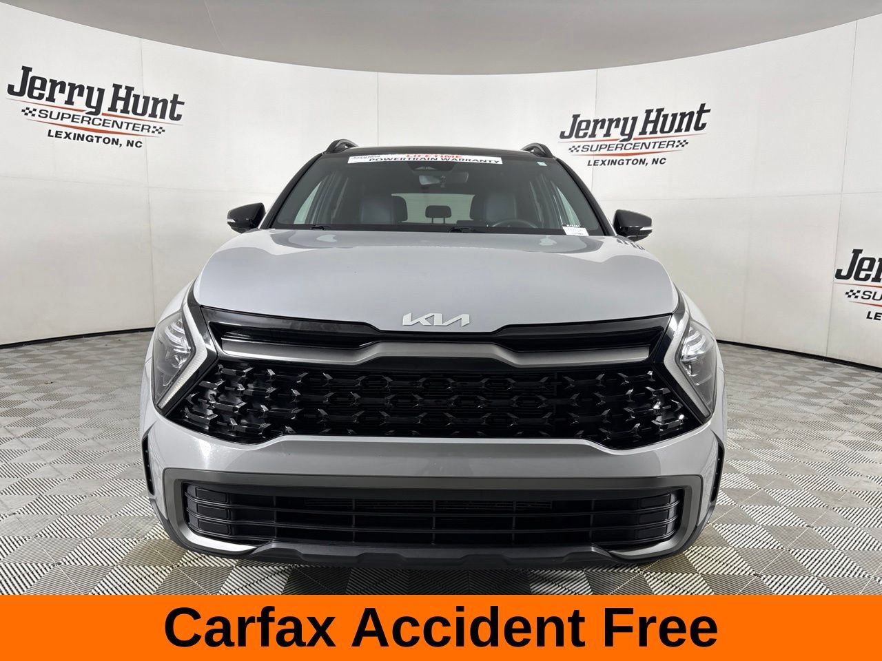 Used 2023 Kia Sportage X-Line w/ X-Line Premium Package AWD/4WD image 3