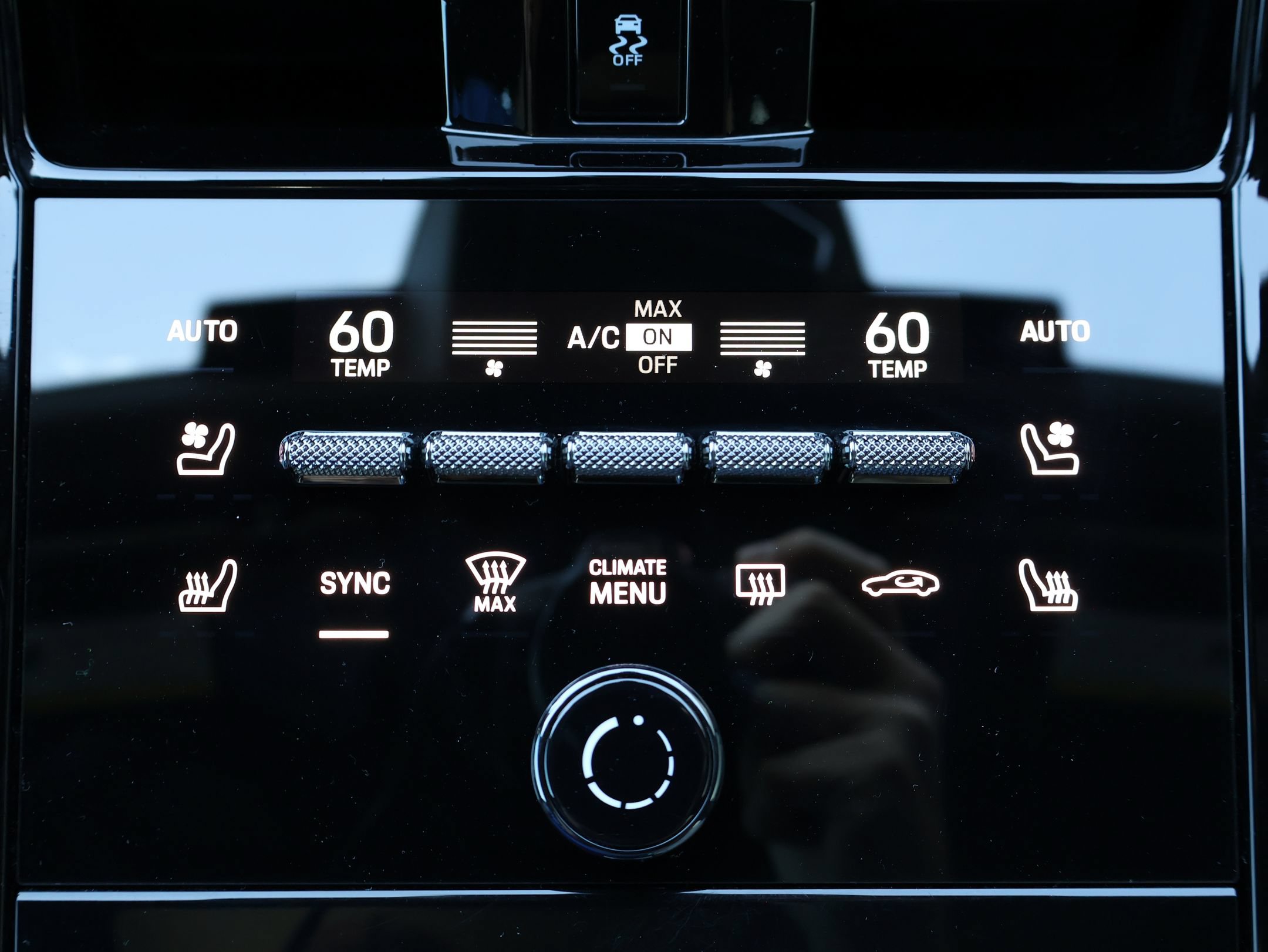 Certified 2024 Porsche Panamera 4 AWD/4WD image 26