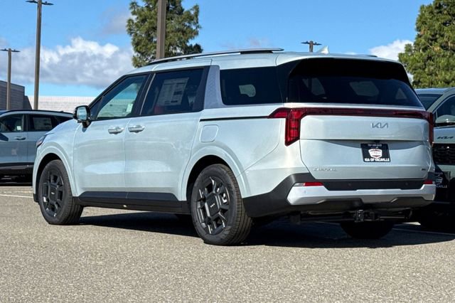 New 2026 Kia Carnival EX FWD image 7