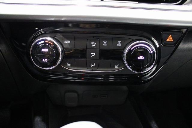 New 2026 Chevrolet Trax LT w/ Sunroof Package image 9