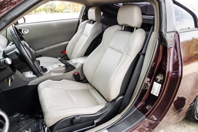 Used 2003 Nissan 350Z Touring RWD image 5