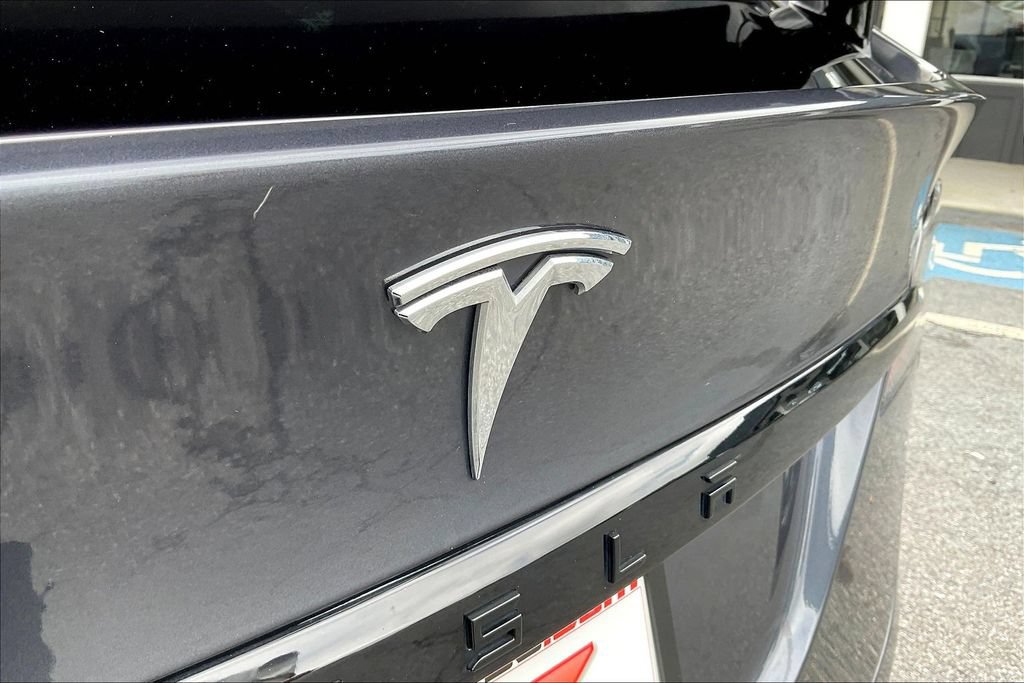 Used 2023 Tesla Model X AWD/4WD image 15