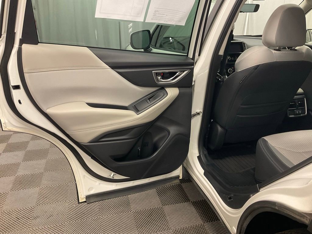 Used 2023 Subaru Forester Premium image 27