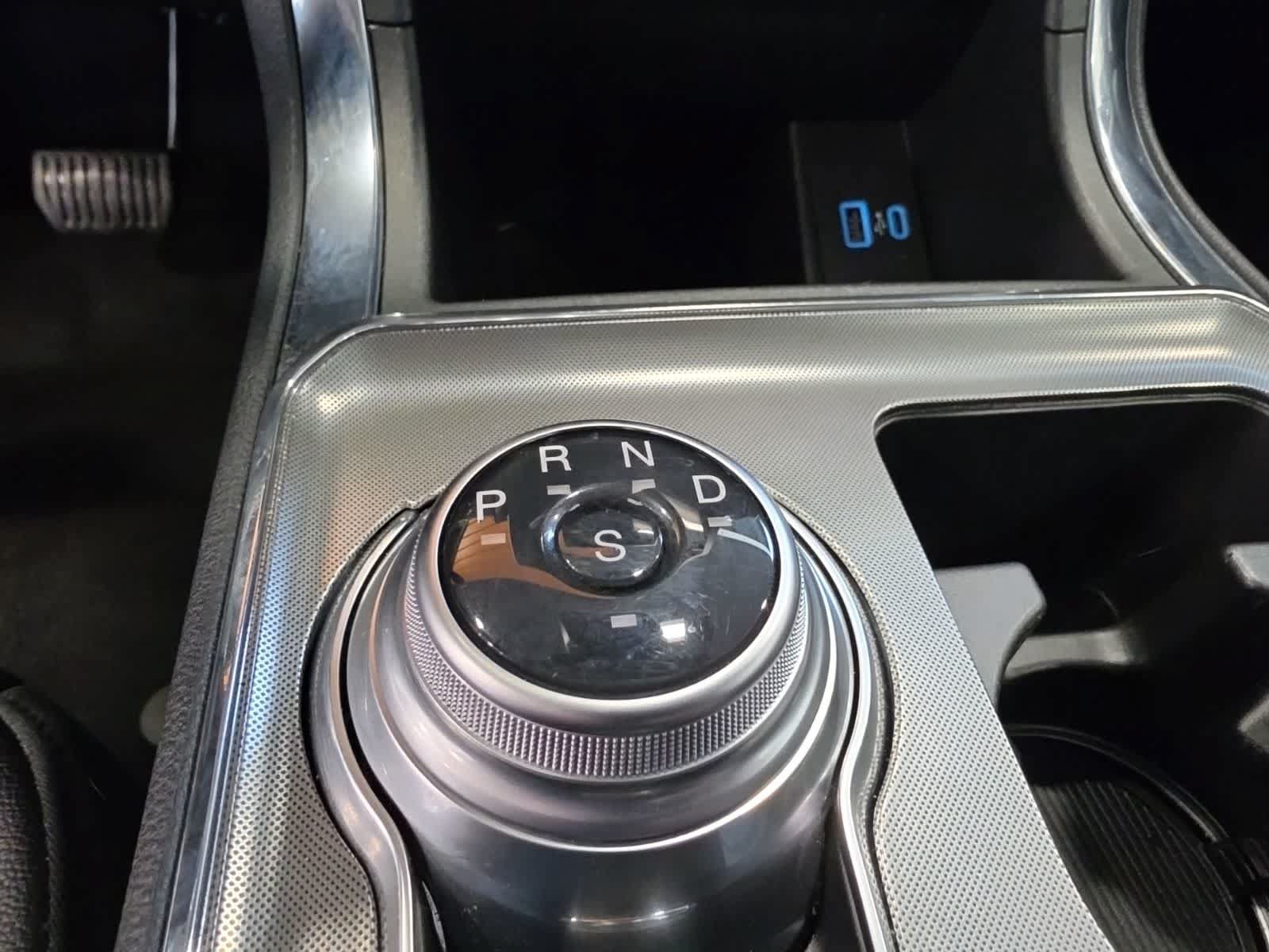 Used 2024 Ford Edge Titanium AWD/4WD image 20