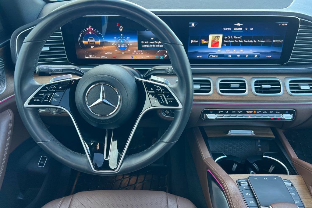 Used 2024 Mercedes-Benz GLE 350 4MATIC image 11