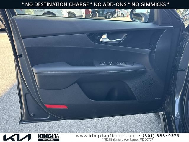 Used 2024 Kia Forte GT-Line w/ GT-Line Premium Package FWD image 18