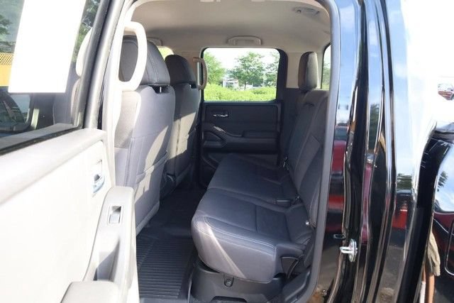 Certified 2022 Nissan Frontier SV AWD/4WD image 19