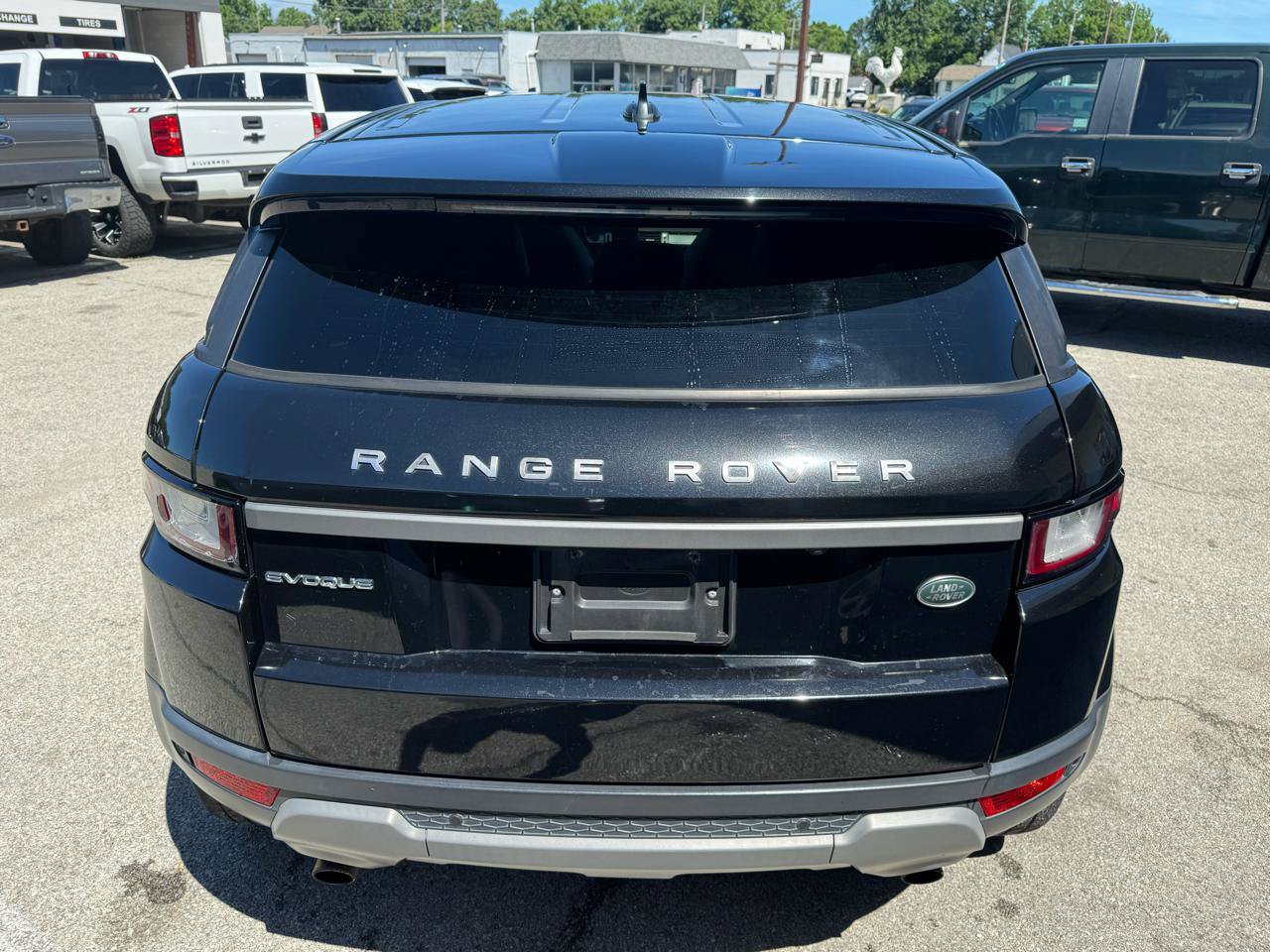 Used 2016 Land Rover Range Rover Evoque SE AWD/4WD image 7
