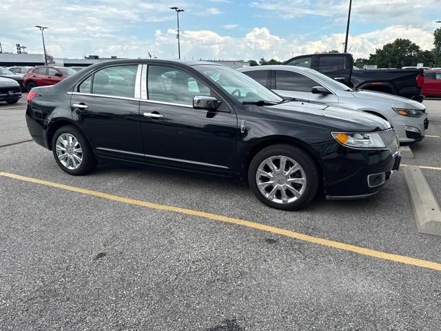 Used 2011 Lincoln MKZ FWD image 1