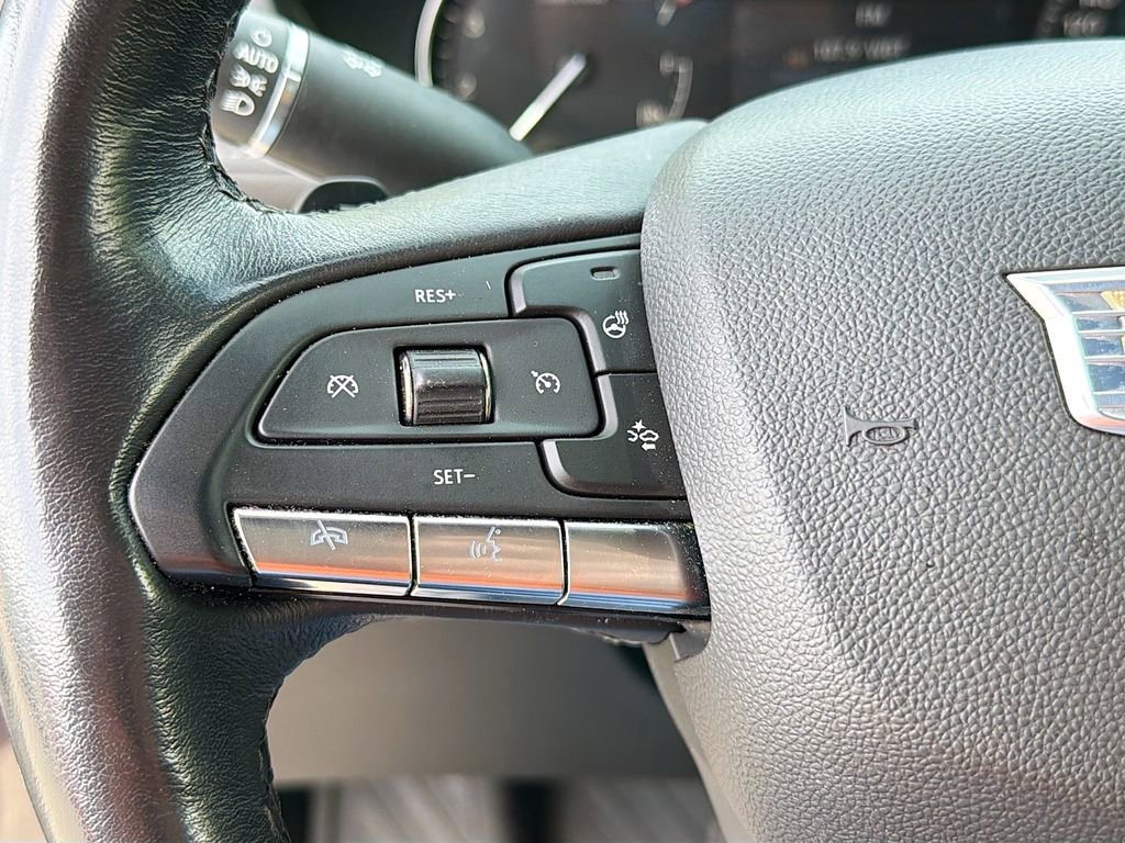 Used 2023 Cadillac XT4 Luxury image 11