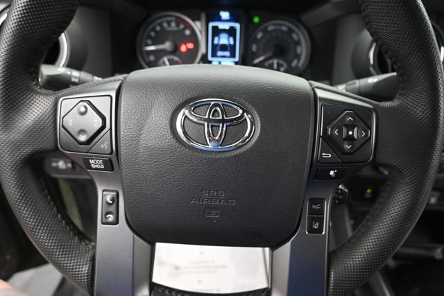 Used 2021 Toyota Tacoma TRD Sport w/ Technology Package AWD/4WD image 13