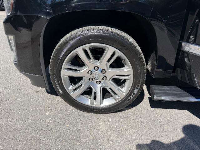 Used 2015 Cadillac Escalade ESV Premium AWD/4WD image 9