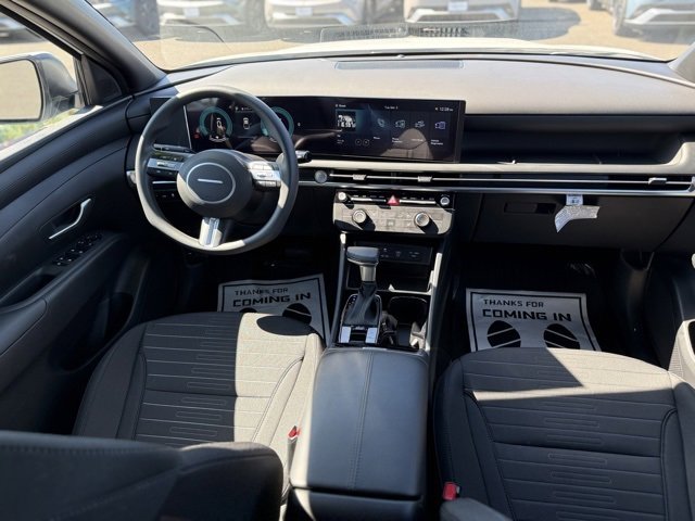 Certified 2025 Hyundai Santa Cruz SE image 14