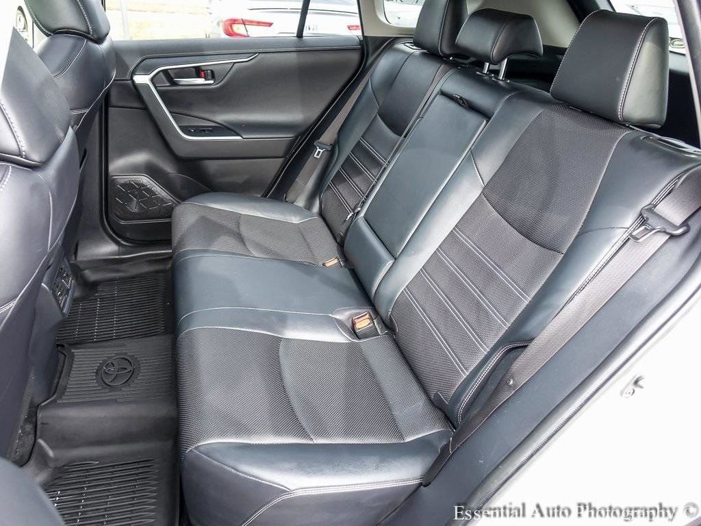Used 2021 Toyota RAV4 Limited image 11