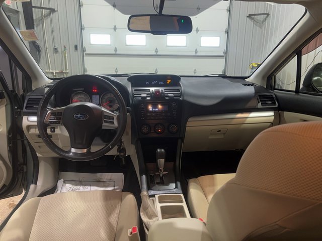 Used 2014 Subaru Impreza 2.0i Premium image 23