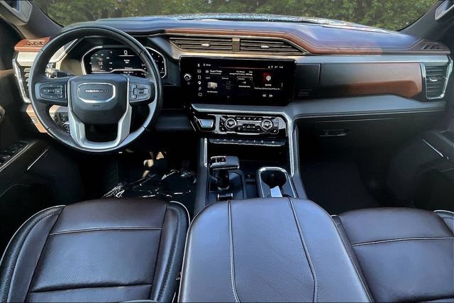 Used 2023 GMC Sierra 1500 Denali w/ Technology Package AWD/4WD image 8