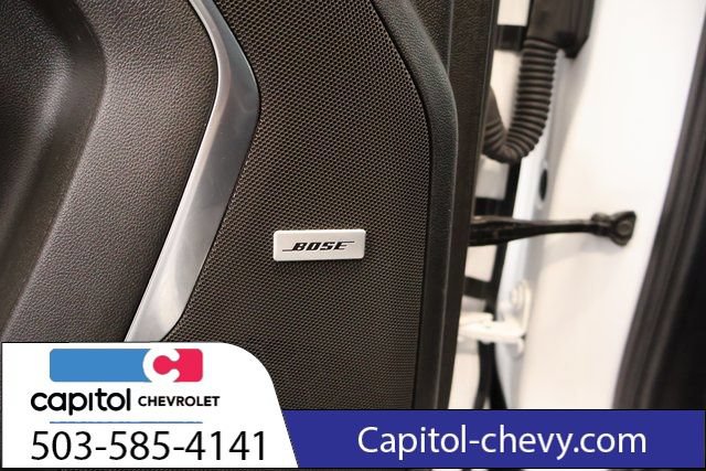 Used 2024 Chevrolet Suburban Z71 AWD/4WD image 35