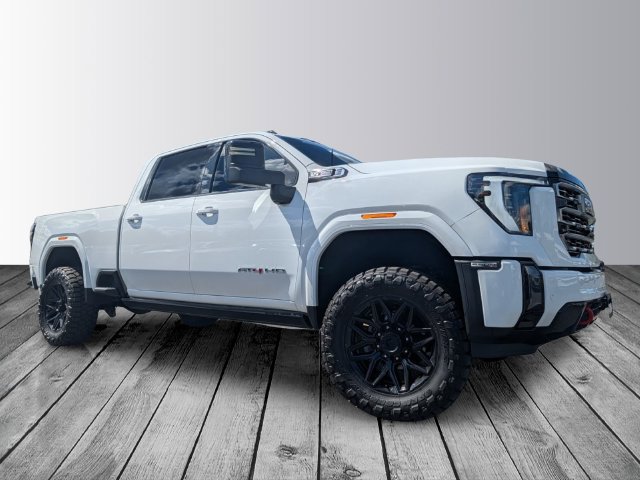Used 2024 GMC Sierra 2500 AT4 w/ AT4 Premium Plus Package AWD/4WD image 7