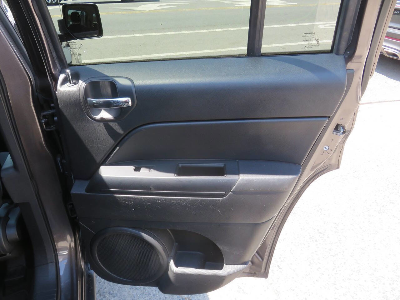 Used 2015 Jeep Patriot Sport w/ Power Value Group AWD/4WD image 26