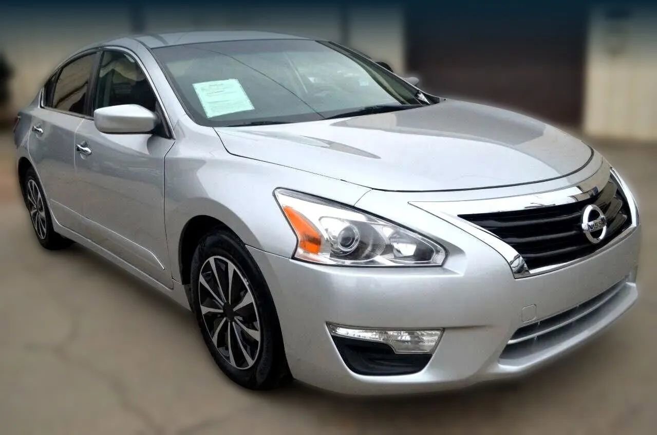 Used 2015 Nissan Altima 2.5 S w/ Power Driver Seat Package FWD image 14