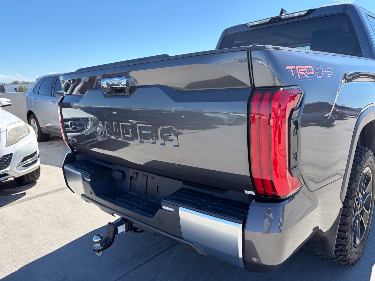 Used 2022 Toyota Tundra Limited w/ TRD Off-Road Package AWD/4WD image 4