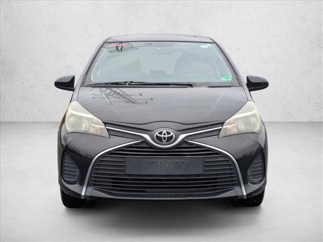 Used 2015 Toyota Yaris LE video 2
