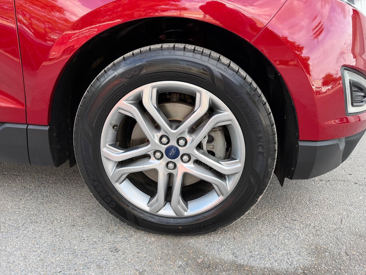 Used 2015 Ford Edge Titanium w/ Equipment Group 301A FWD image 11