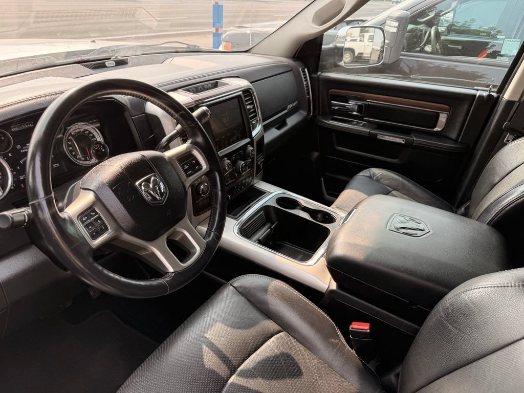 Used 2016 RAM 2500 Laramie w/ Convenience Group AWD/4WD image 2