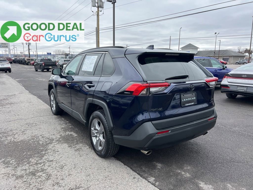 Used 2022 Toyota RAV4 XLE w/ Convenience Package image 3